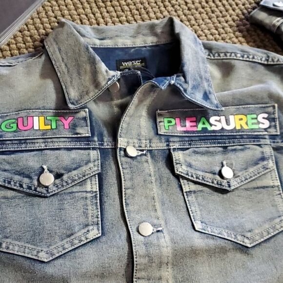 WESC Guilty Pleasures Unisex Embroidered Graphic Motorcycle Sz. M Jean J… - Picture 8 of 8